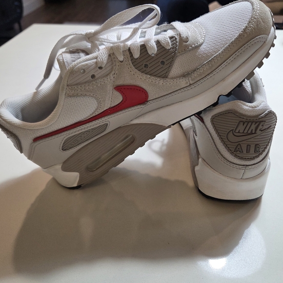 Nike Air Max White, Red And Gray Sneakers - Women's 8.5 / Youth 7 - Picture 3 of 8